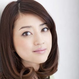 小泽真珠照片