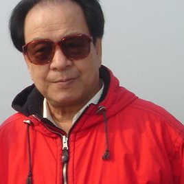张世纯照片